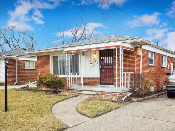 6805 Iowa St, Hamtramck, MI 48212