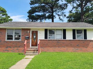 321 Keith Ct, Chesapeake, VA 23325