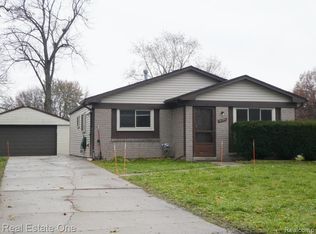 6154 Mulberry Dr, Sterling Heights, MI 48314