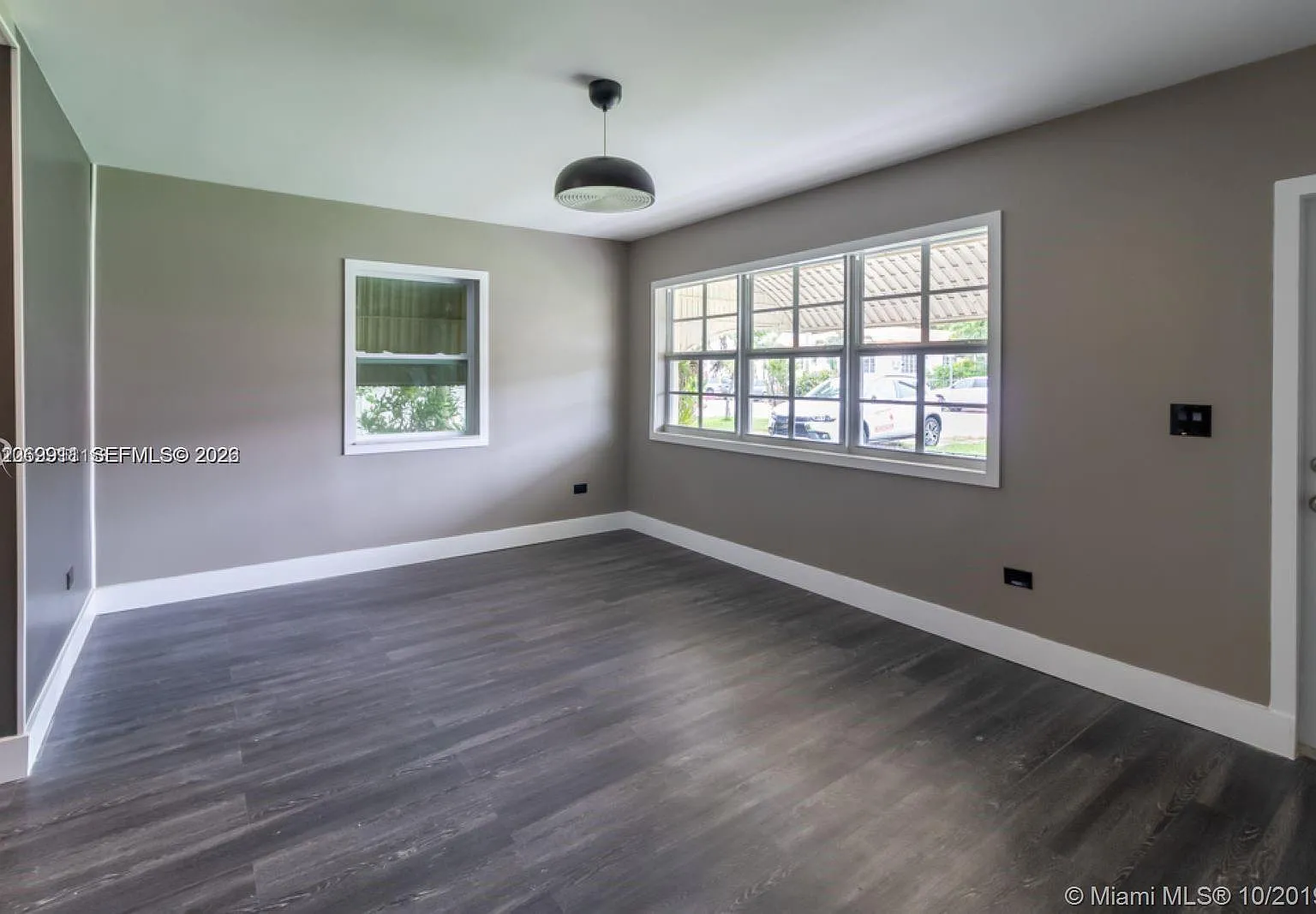 2 bed, 1.5 bath, 1284 sqft, $3,000 — Photo 3
