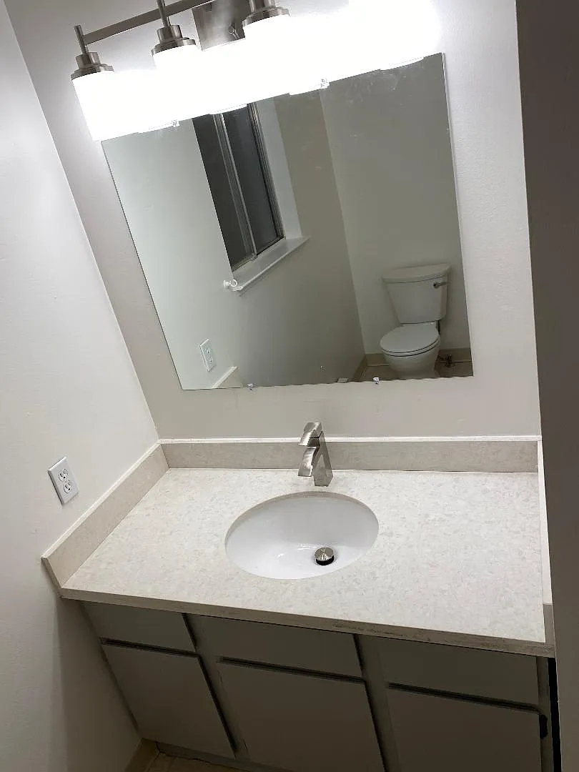 2 bed, 1.5 bath, 1024 sqft, $2,150 — Photo 3