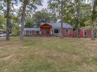 8710 General Grant Ln, Saint Louis, MO