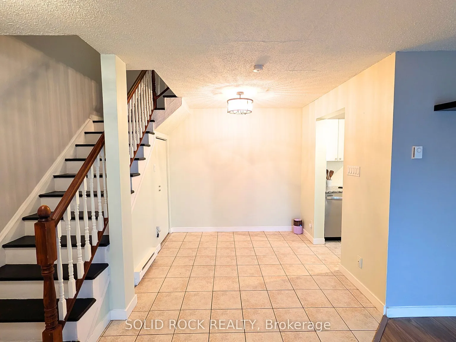 3 bed, $2,500 — Photo 4