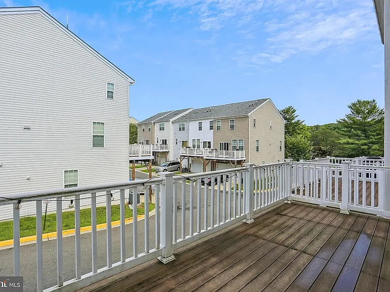 18320 Woodhouse Ln — Photo 18
