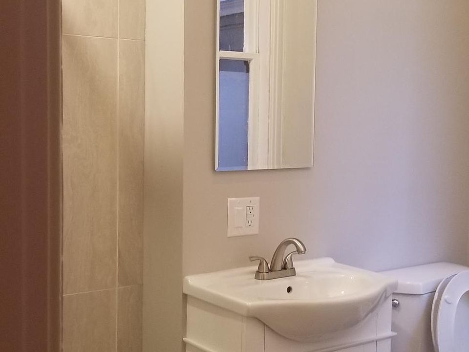 1st image of 860 Haight St #1