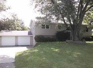 7920 Ronson Ave, Jenison, MI 49428