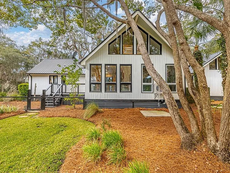 6201 Frederica Rd — Photo 61