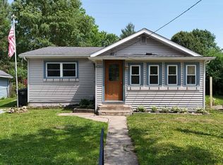 26777 Edison Rd, South Bend, IN 46628