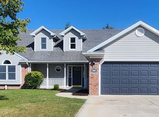 146 W Chapel Chase Dr, Decatur, IN 46733