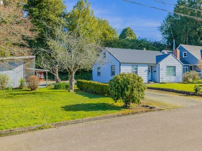 227 Border St, Myrtle Point, OR, 97458