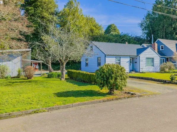 227 Border St, Myrtle Point, OR 97458