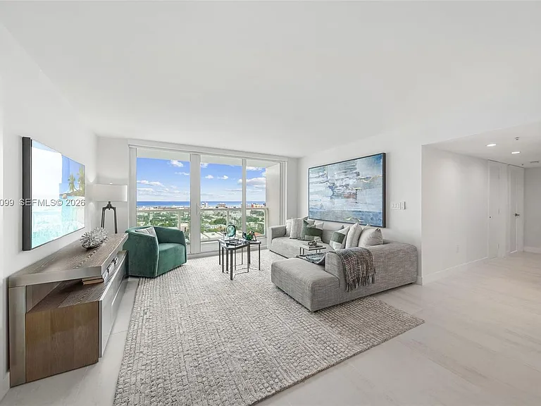 650 West Ave #1908 — Photo 3