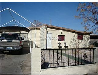 2nd image of 2608 E Tonopah Ave
