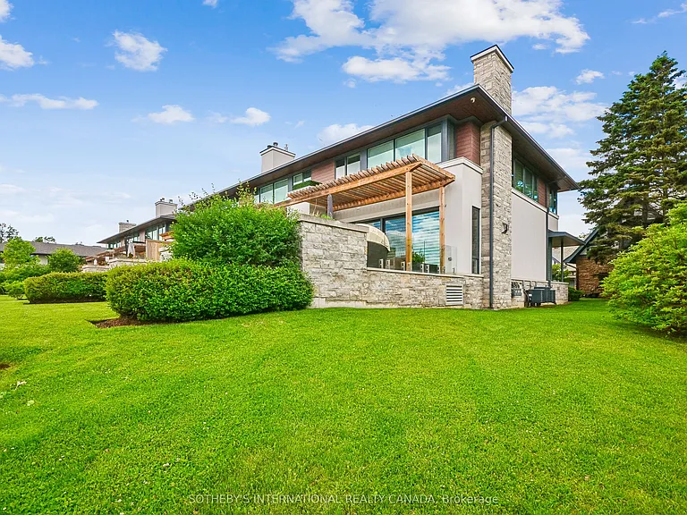 10 Maple Grove Dr #21 — Photo 36
