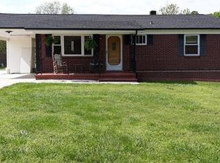 9630 W View Ave, Hickory, NC 28601