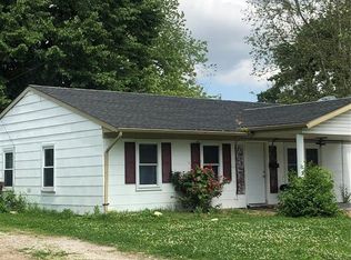 713 Saint Barbara Ln, Cahokia, IL 62206