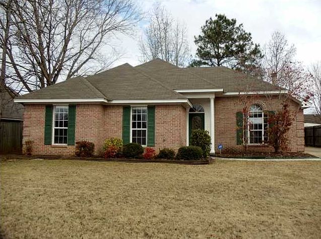 1st image of 6305 Deerwood Ct