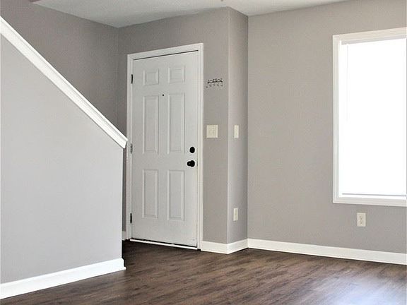 3rd image of 1217 Ash Ridge Dr Unit D
