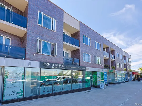 13620 Booth Memorial Avenue #2A, Flushing, NY 11355