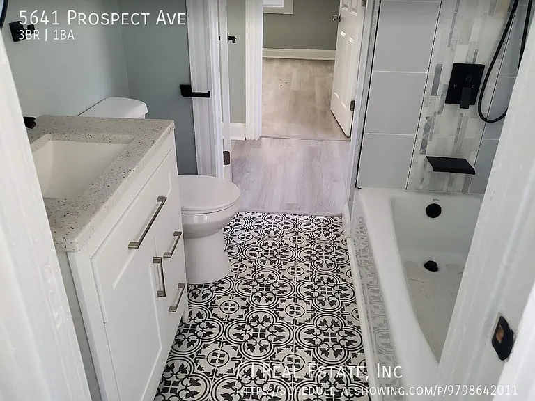 5641 Prospect Ave — Photo 4