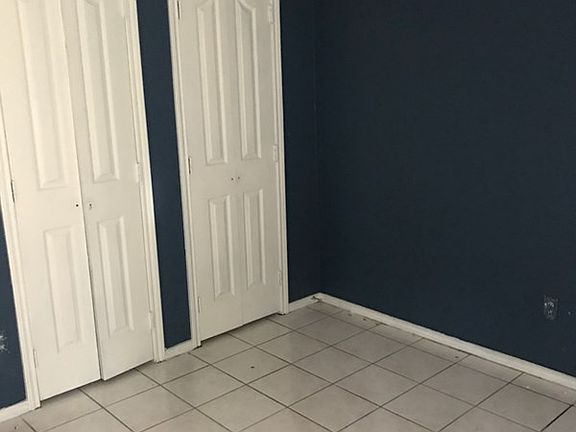 3rd image of 2639 Quamasia Ave
