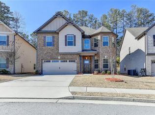 1877 Castleberry Ln, Buford, GA 30518