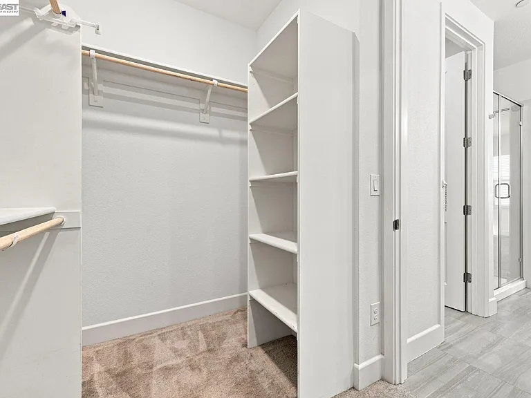 33 W Roccolino Ln — Photo 47