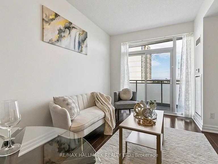 17 Ruddington Dr #705 — Photo 2