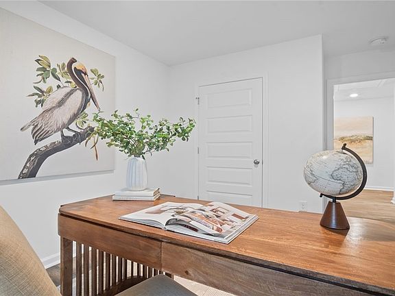 5th image of 110 Sabel Court