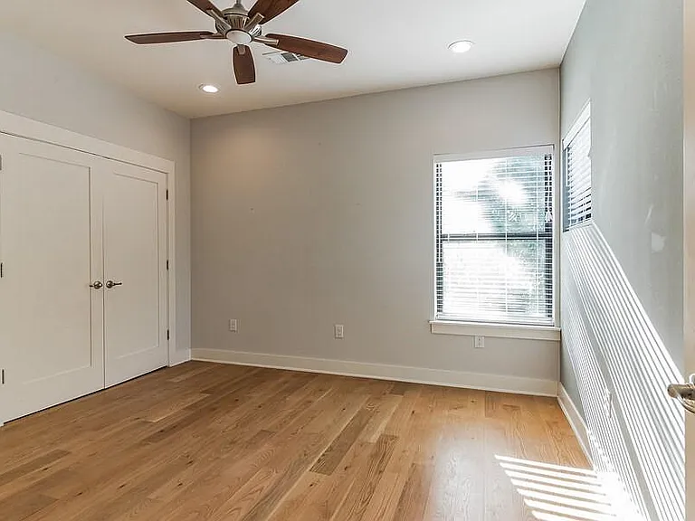 5611 William Holland Ave #D — Photo 13