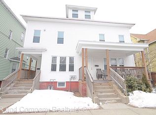 92 Beaumont St, Springfield, MA 01108