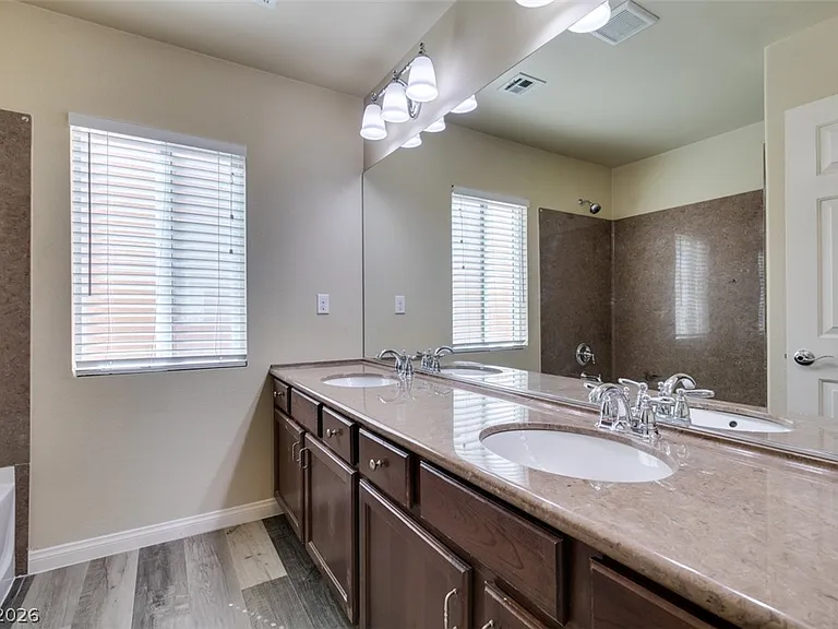 6386 Tomahawk Mill Ct — Photo 16