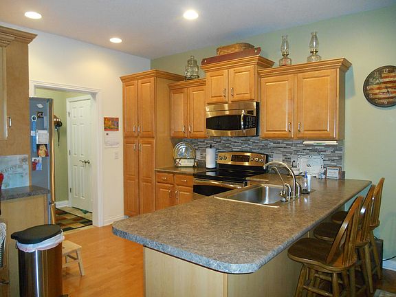 Upgraded Kitchen