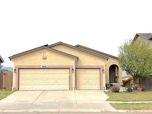 7914 Hunter Peak Trl Photo 1