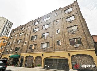 455 W Saint James Pl APT 202, Chicago, IL 60614