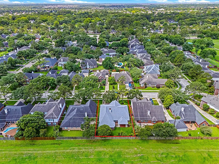 23818 Indian Hills Way — Photo 38