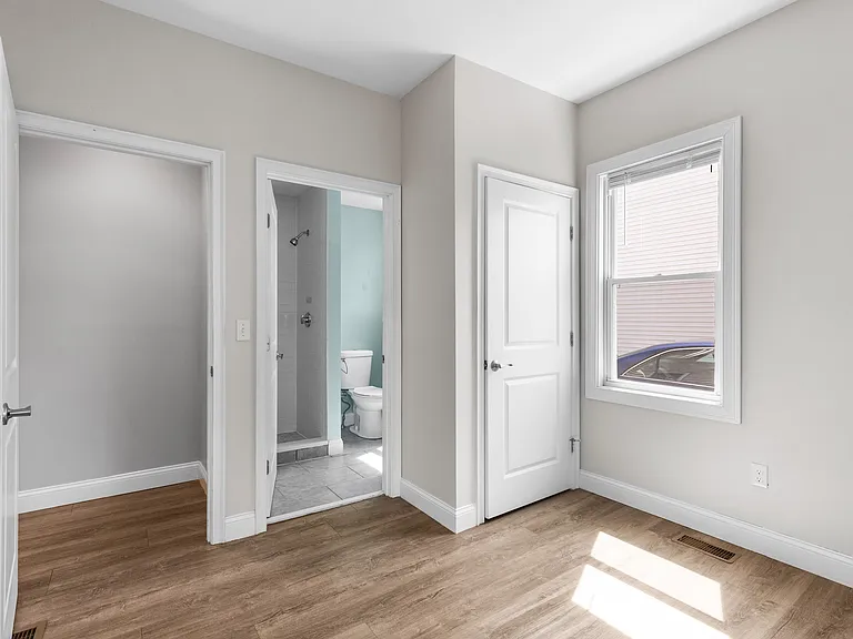 14 Trenton St #1 — Photo 24