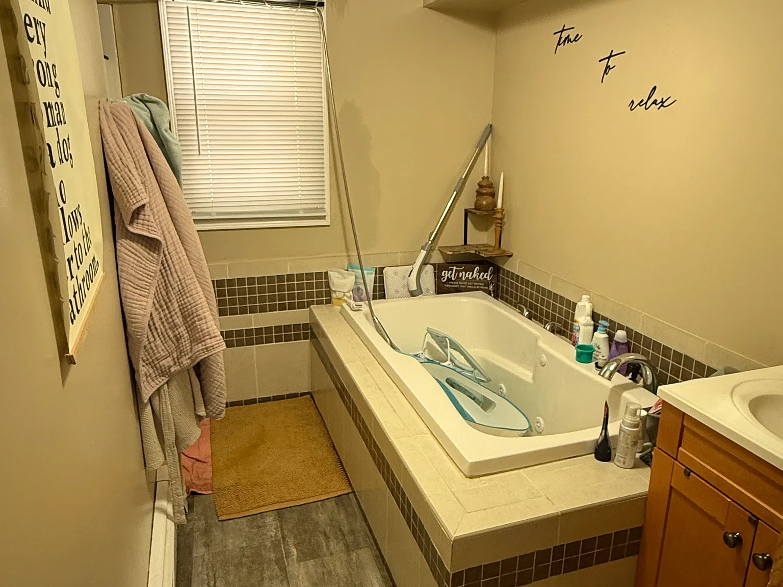 2 bed, 1170 sqft, $1,850 — Photo 3