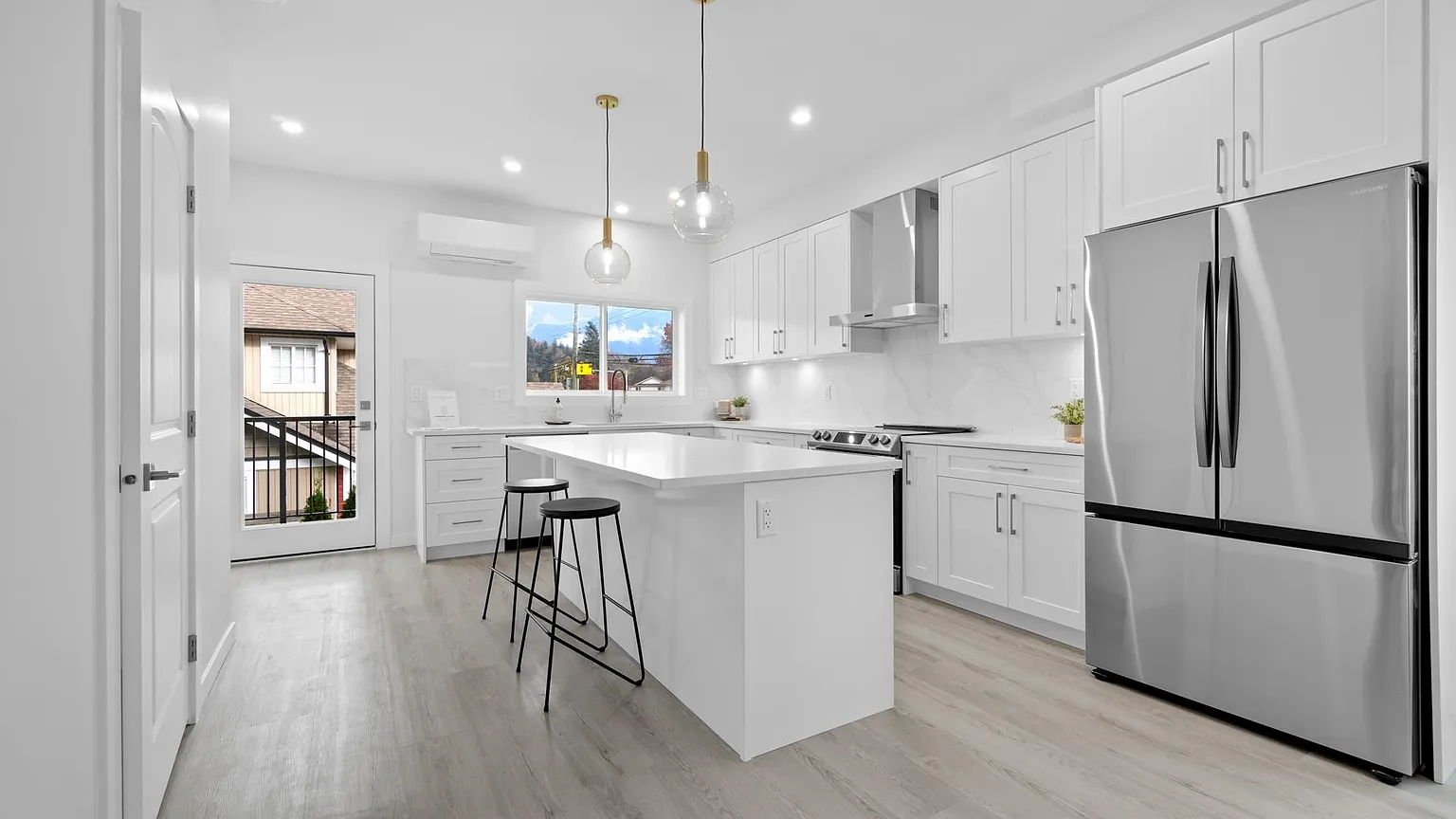 1655 Agassiz Rosedale Hwy #9-3 photo 1
