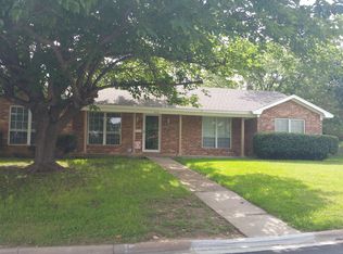 3401 Wendell Dr, North Richland Hills, TX 76117