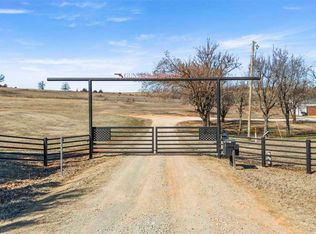 10521 Gunsmoke Dr, Perry, OK 73077