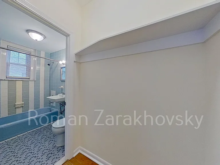 7 Wade St #6 — Photo 9