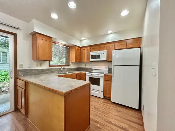 butner, 10945 SW Butner Rd APT 1, Portland, OR 97225