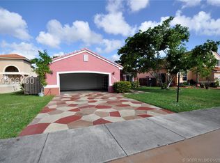 15819 SW 84th St, Miami, FL 33193