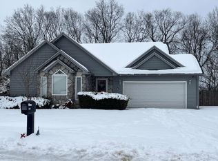 114 Mourning Dove Dr, Warsaw, KY 41095