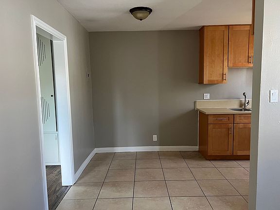 4th image of 5500-5526 Rosemead Blvd #5518B