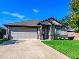 2523 Guinn Farms Rd, Tyler, TX 75707