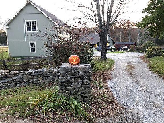 Fall at the farm 