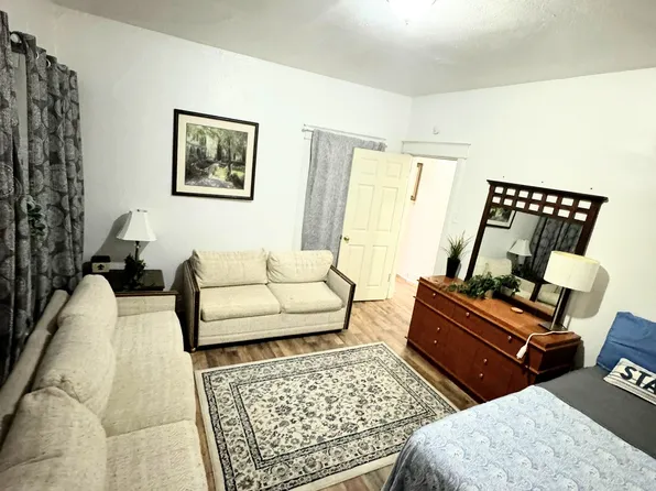 7370 Pasadena Blvd, Saint Louis, MO