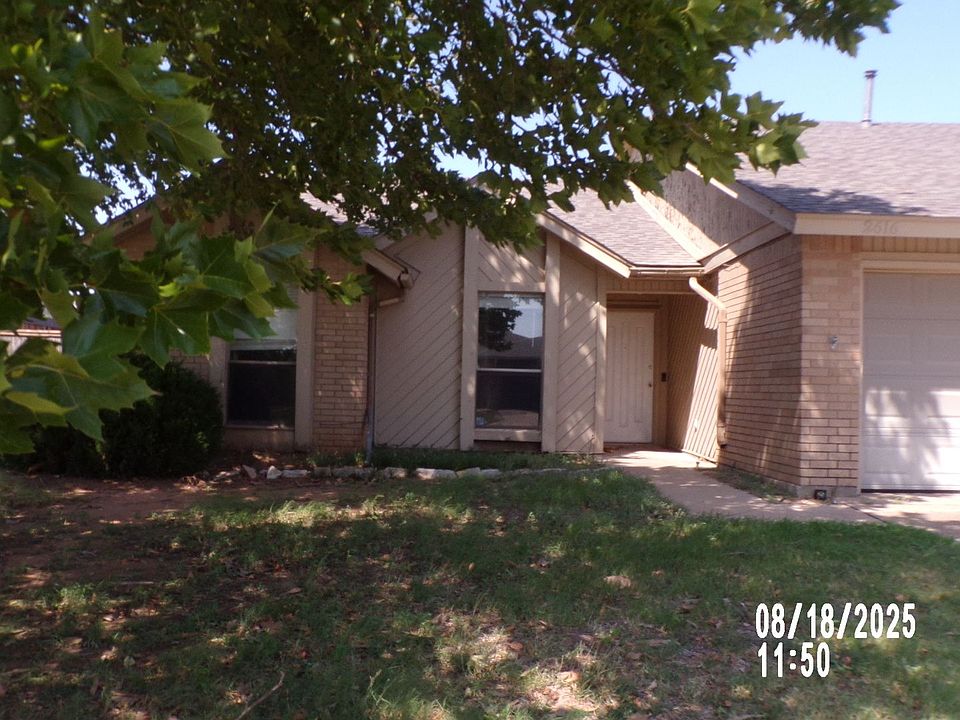 1st image of 2616 NW Locksley Ln